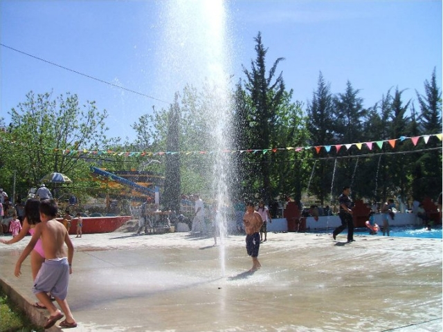  Water fountains 